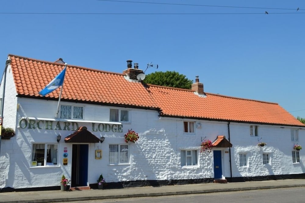 Orchard Lodge & Wolds Restaurant — 5-Star Luxury Hotel in Scarborough, United Kingdom