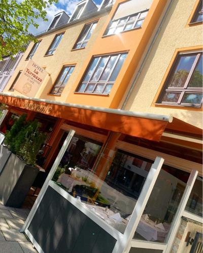 Hotel Ristorante La Terrazza — hotel in Planegg
