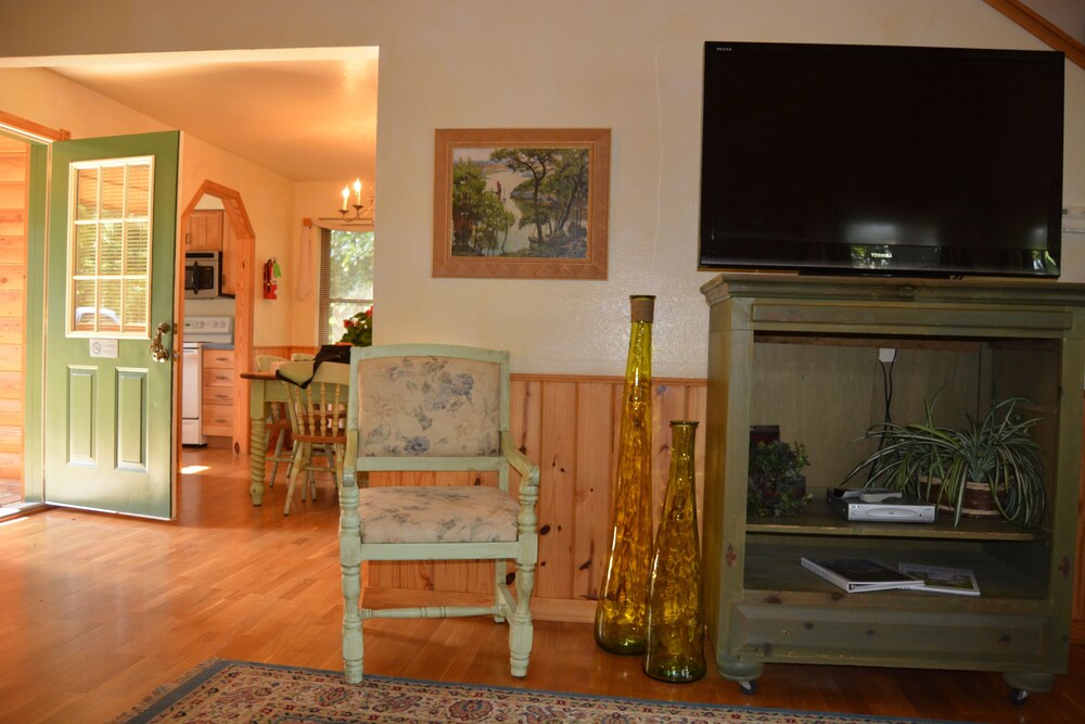 Mountain Harbor Resort and Spa - photo 38