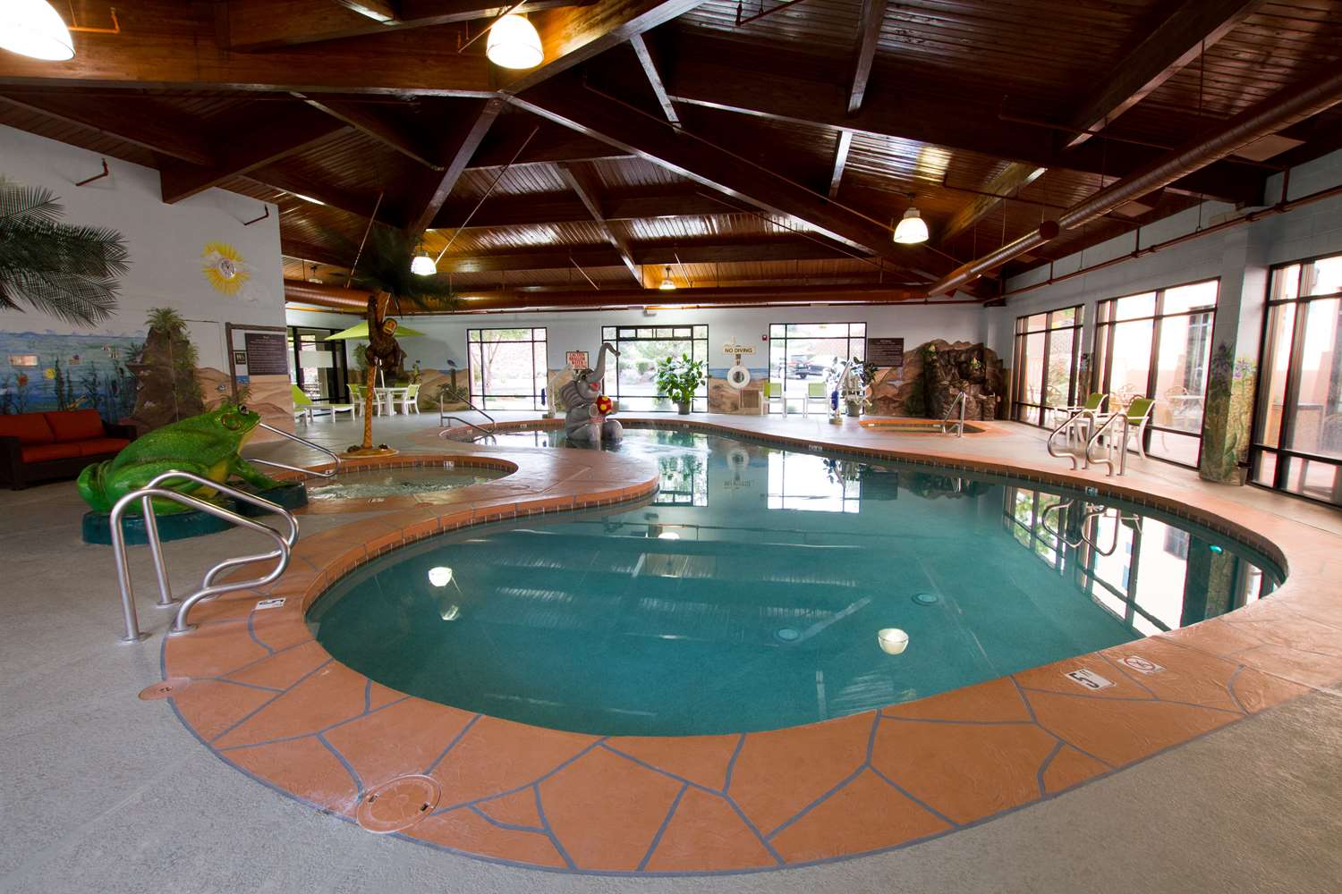 Hampton Inn Prescott - photo 12