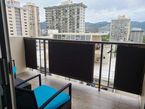 Lovely Condo 2 Bedrooms 2 bathrooms free 1 Parking at Waikiki Beach — 4-Star Luxury Hotel in Honolulu, United States