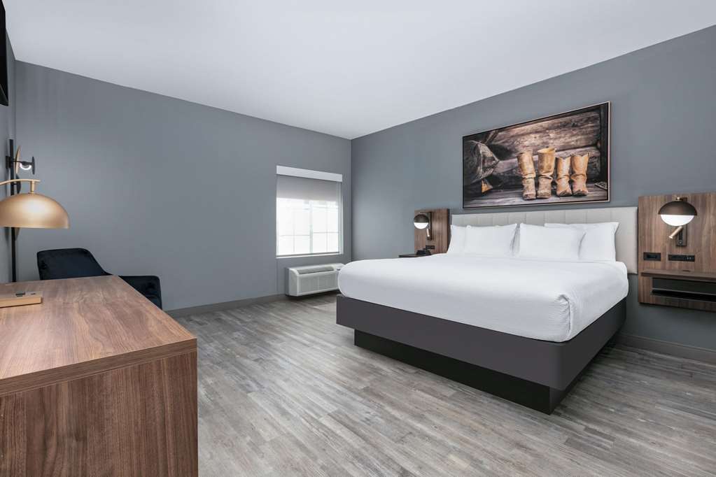 La Quinta Inn & Suites by Wyndham Decatur - photo 28