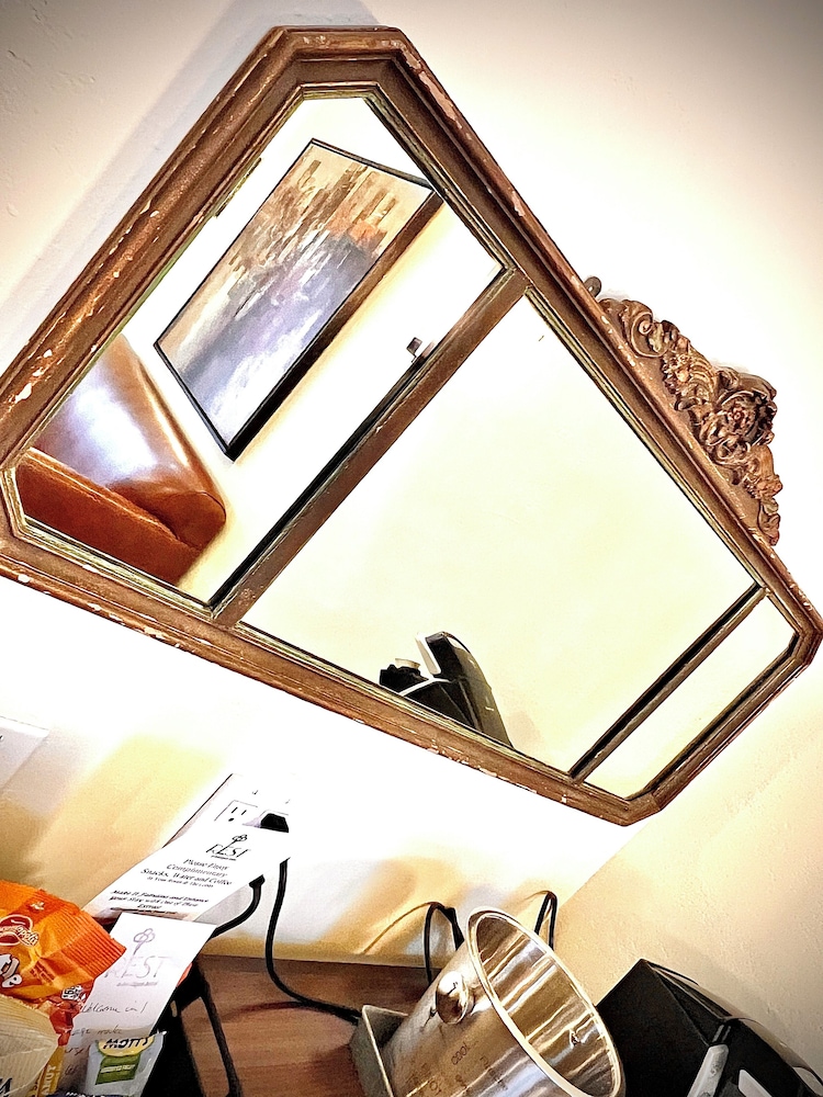 Rest Hotel Plymouth - photo 15