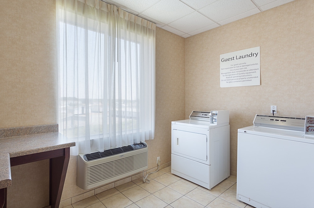 Holiday Inn Express Hotel & Suites BYRAM by IHG - photo 25