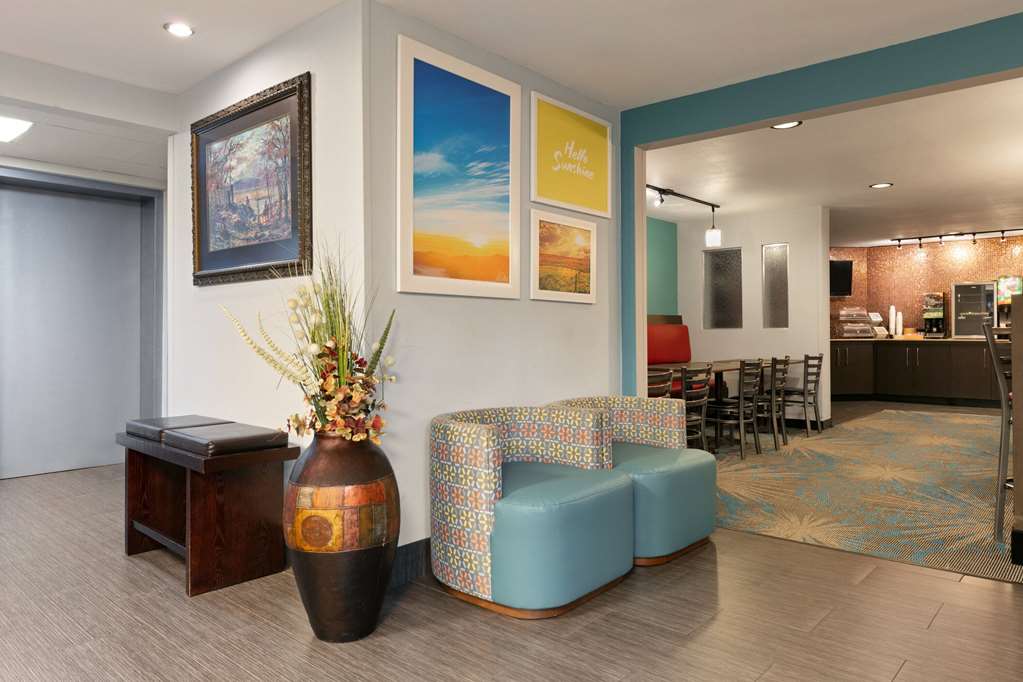Days Inn by Wyndham Fort Smith - photo 7