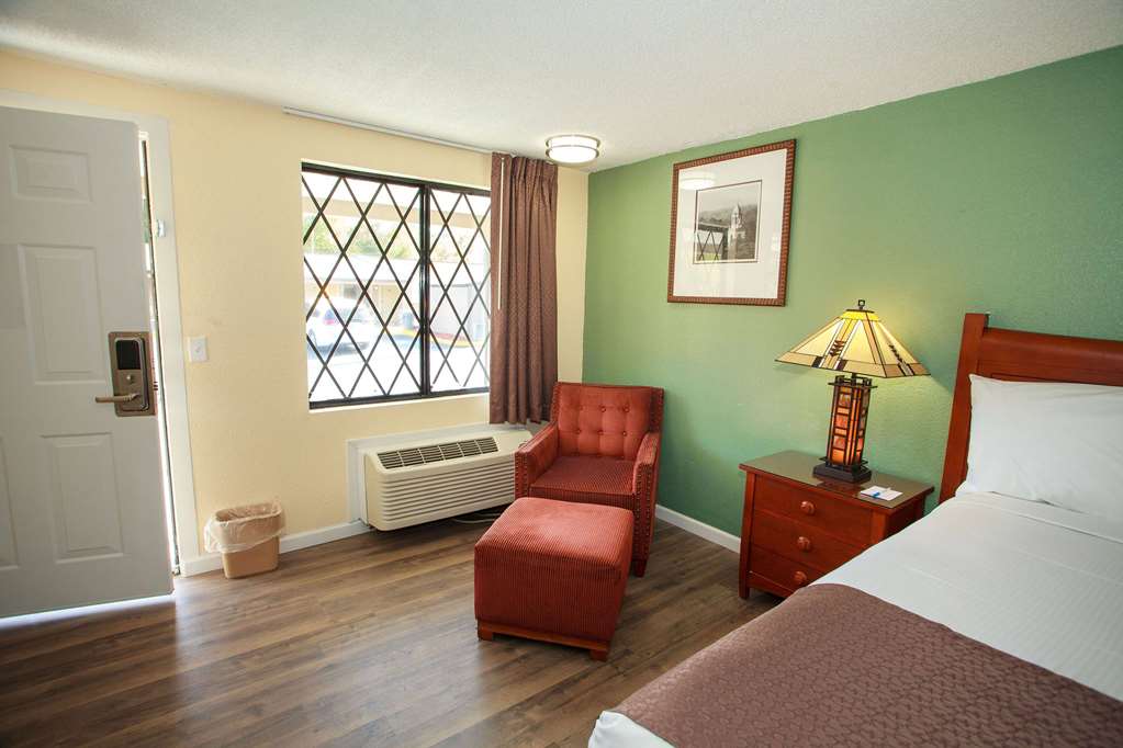 Travelodge by Wyndham Macon West - photo 15