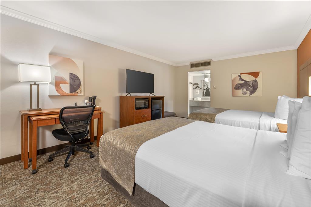 Best Western Angus Inn - photo 28
