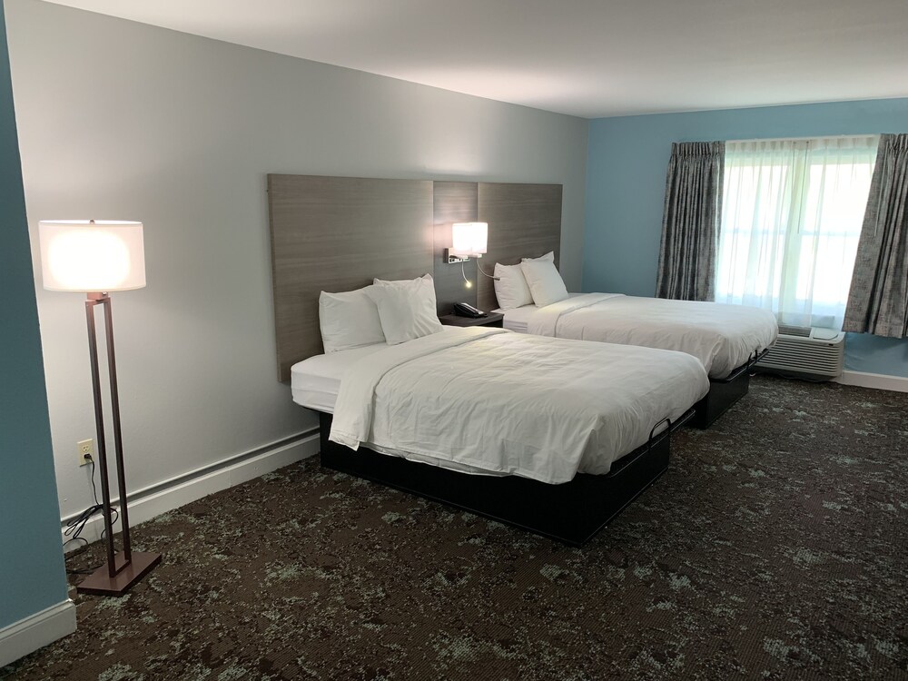 The Inn On Broadway - photo 14