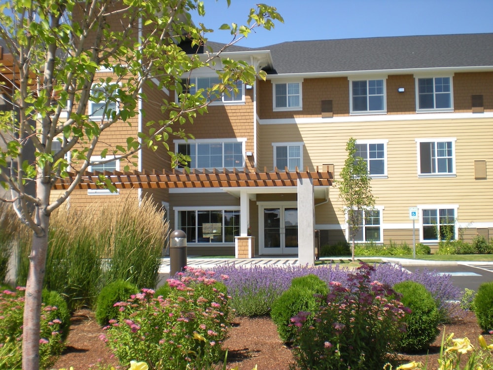 Ledgestone Suites Hotel Yakima - carbon neutral hotel in Yakima