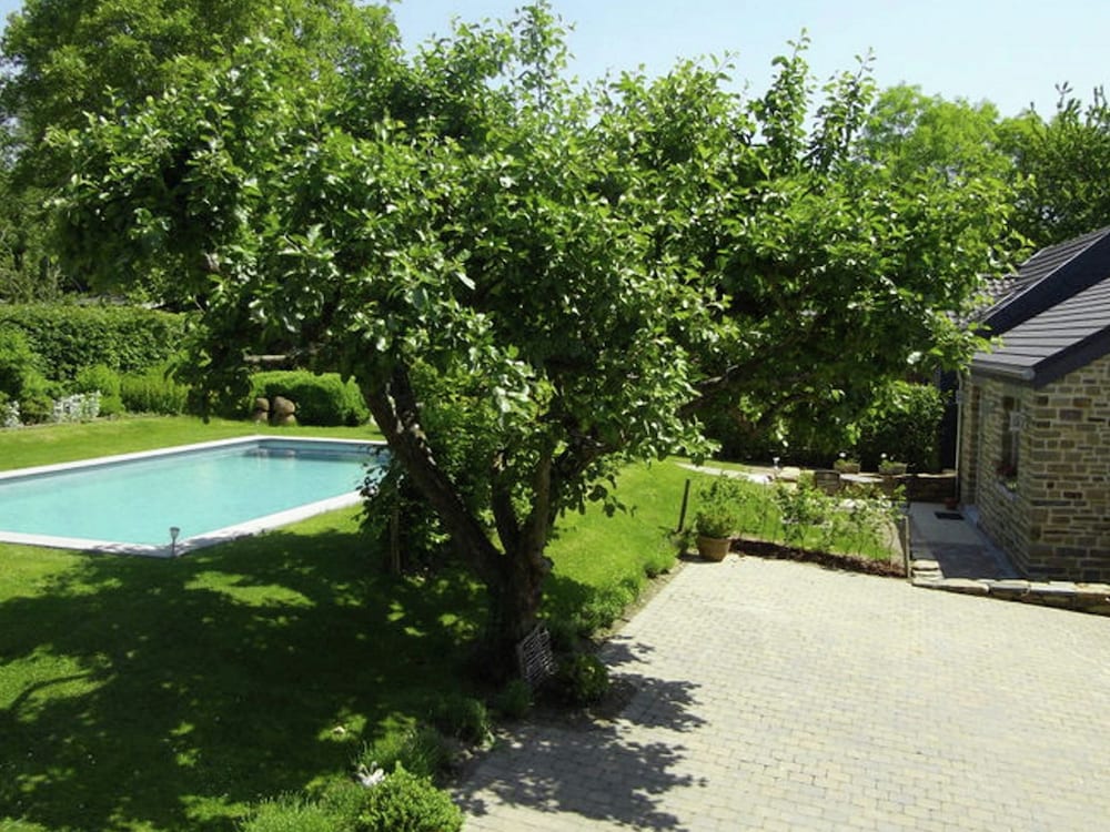 Un Air de Campagne — 4-Star Luxury Hotel in Sprimont, Belgium