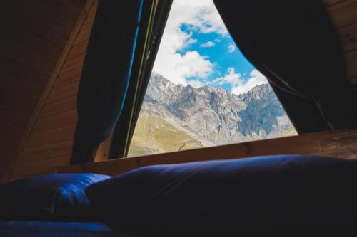Vaso Levani Kazbegi Cottage