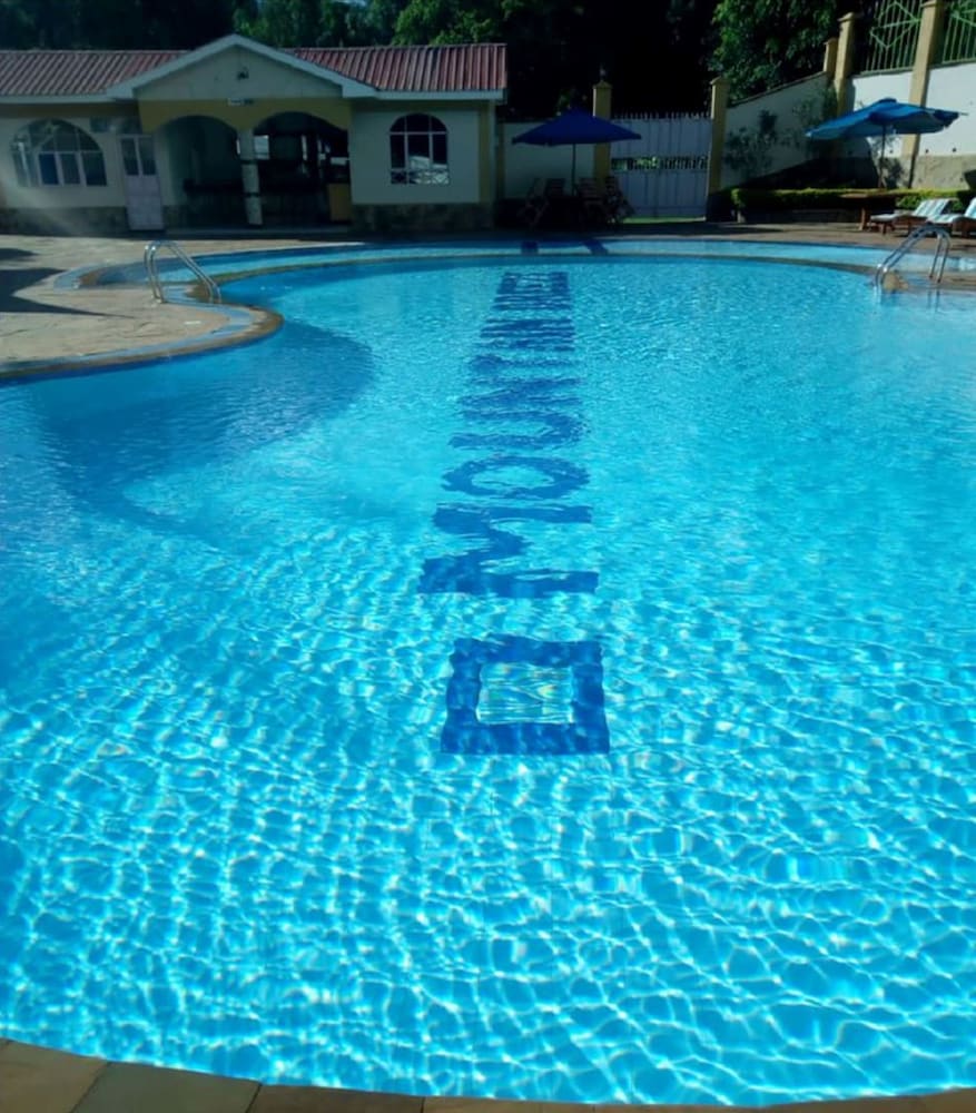 Mountain Breeze Hotel in Embu, Kenya