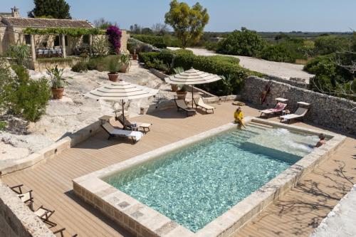 Masseria Torre Ruggeri — hotel in Carpignano Salentino