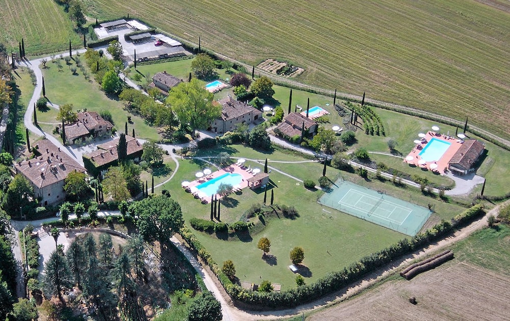 Monsignor della Casa Country Resort & Spa — hotel in Borgo San Lorenzo