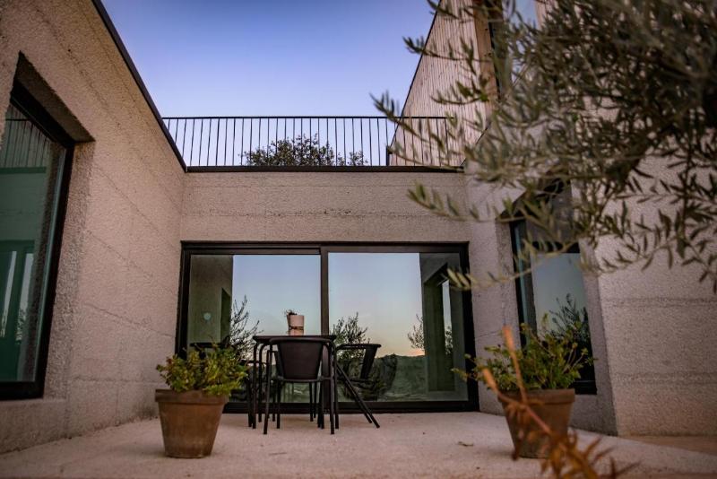 Casas do Coro - carbon neutral hotel in Meda