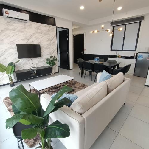 Urban Suites Georgetown Penang Sea View & Georgetown View High Floor Exclusive & Cozy Stay — 4-Star Luxury Hotel in George Town, Malaysia