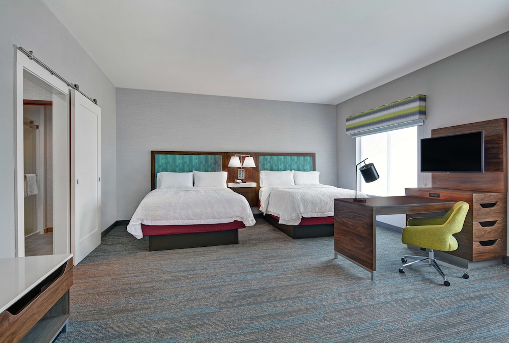 Hampton Inn & Suites Middleburg - photo 19