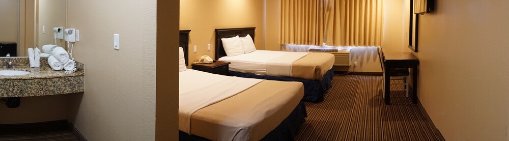 Hollywood Inn Express South - photo 22