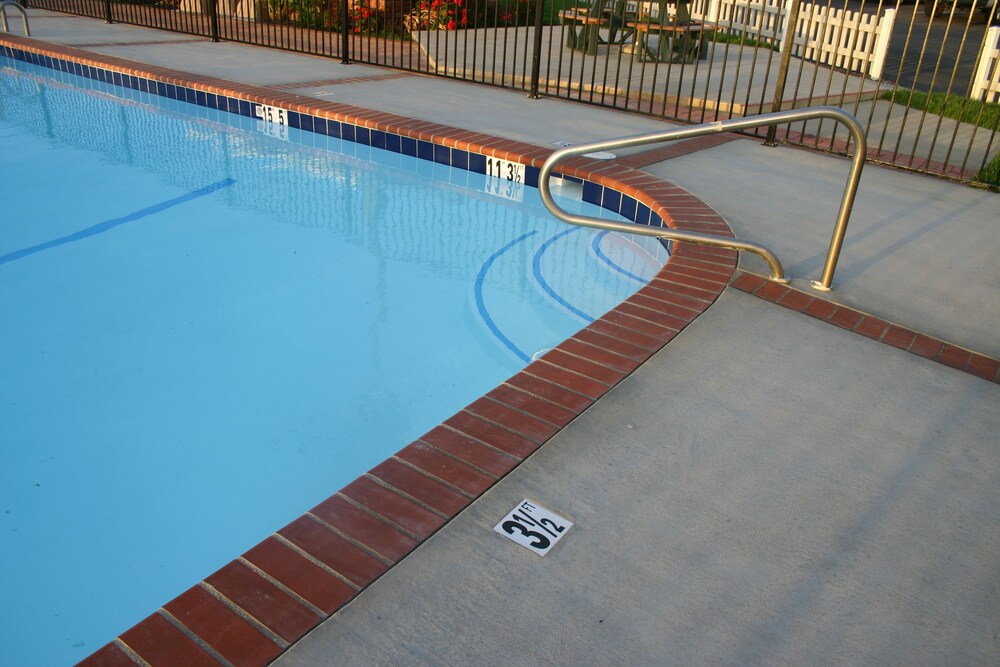 Rodeway Inn at Morro Bay - photo 18