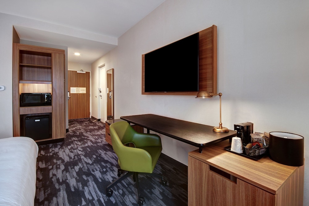 Fairfield by Marriott Inn & Suites Rochester Hills - photo 16