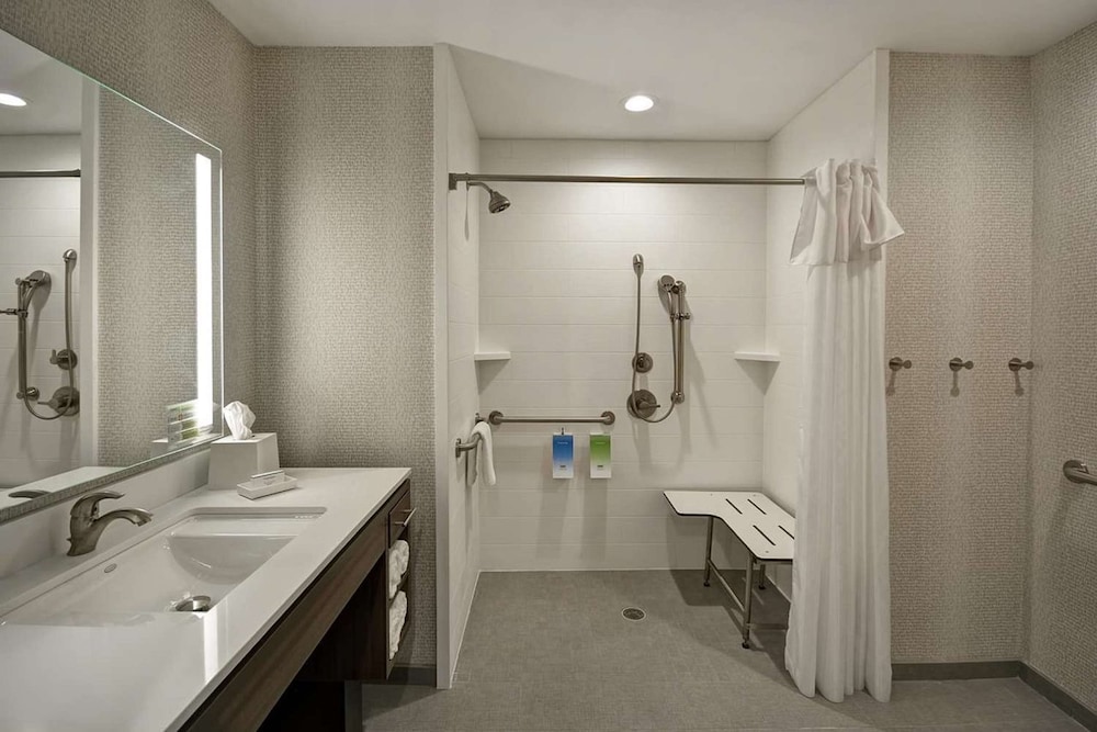 Home2 Suites Troy - photo 23