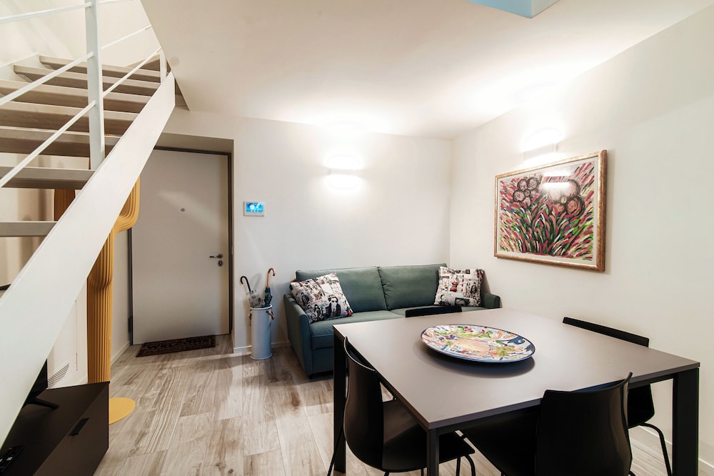 Diaz 8 — 4-Star Luxury Hotel in Como, Italy