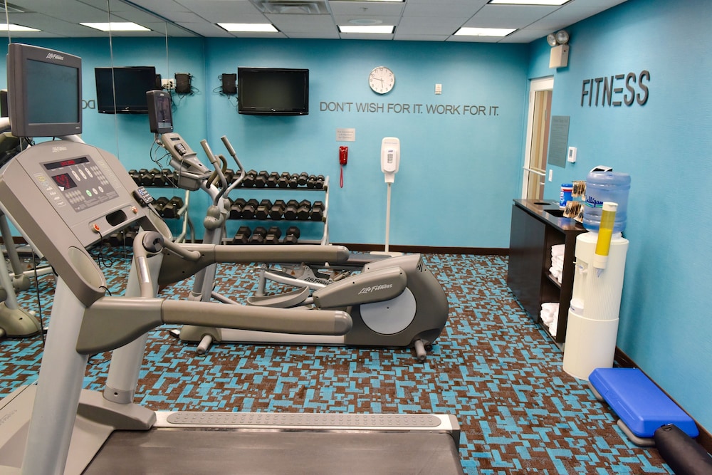Fairfield Inn & Suites by Marriott Weirton - photo 13
