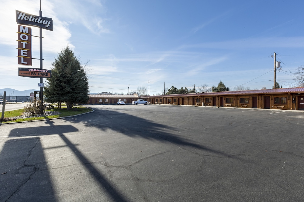 Holiday Motel and RV Park - photo 49