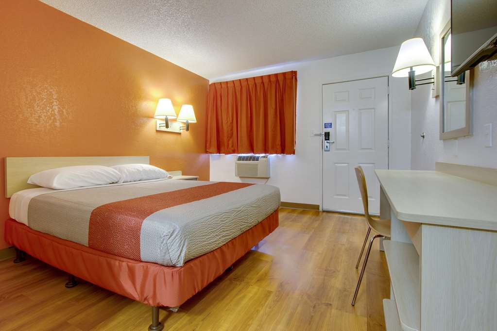 Motel 6 Tempe AZ Scottsdale South - photo 15