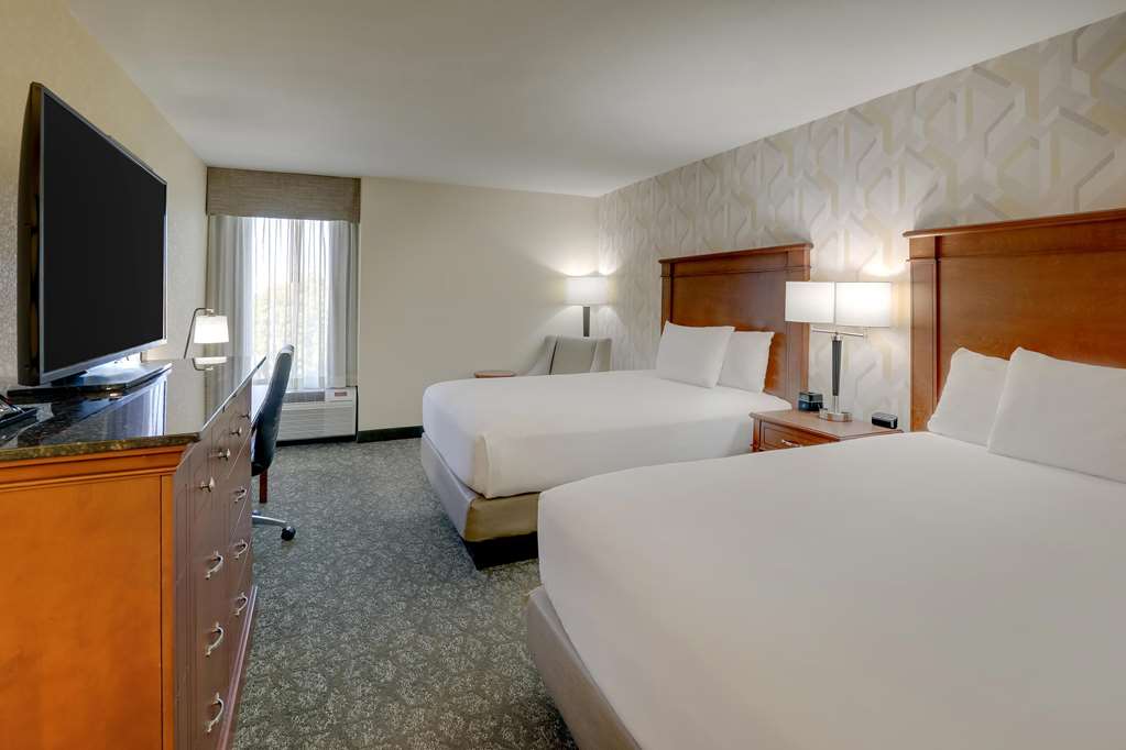 Drury Inn & Suites Charlotte University Place - photo 41