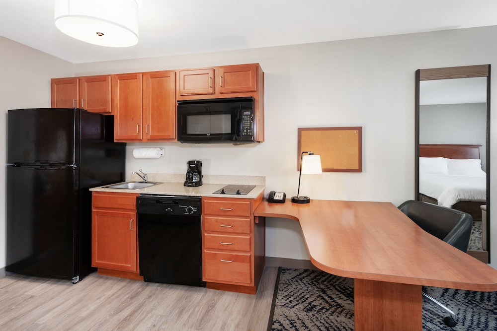 Candlewood Suites Louisville North by IHG - photo 23