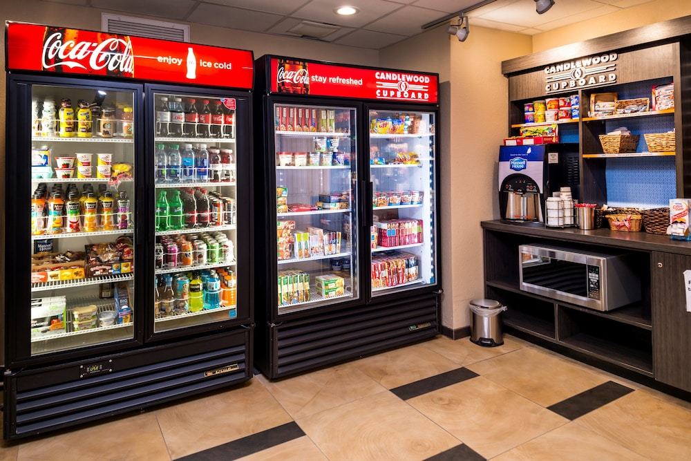 Candlewood Suites Carlsbad South by IHG - photo 47