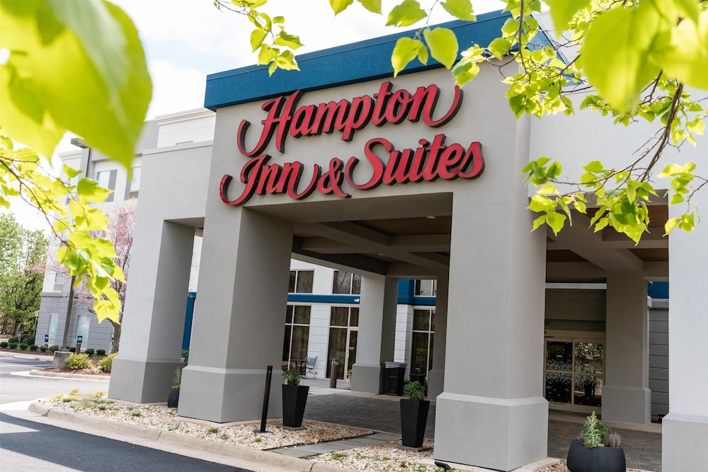 Hampton Inn & Suites Leesburg - photo 44