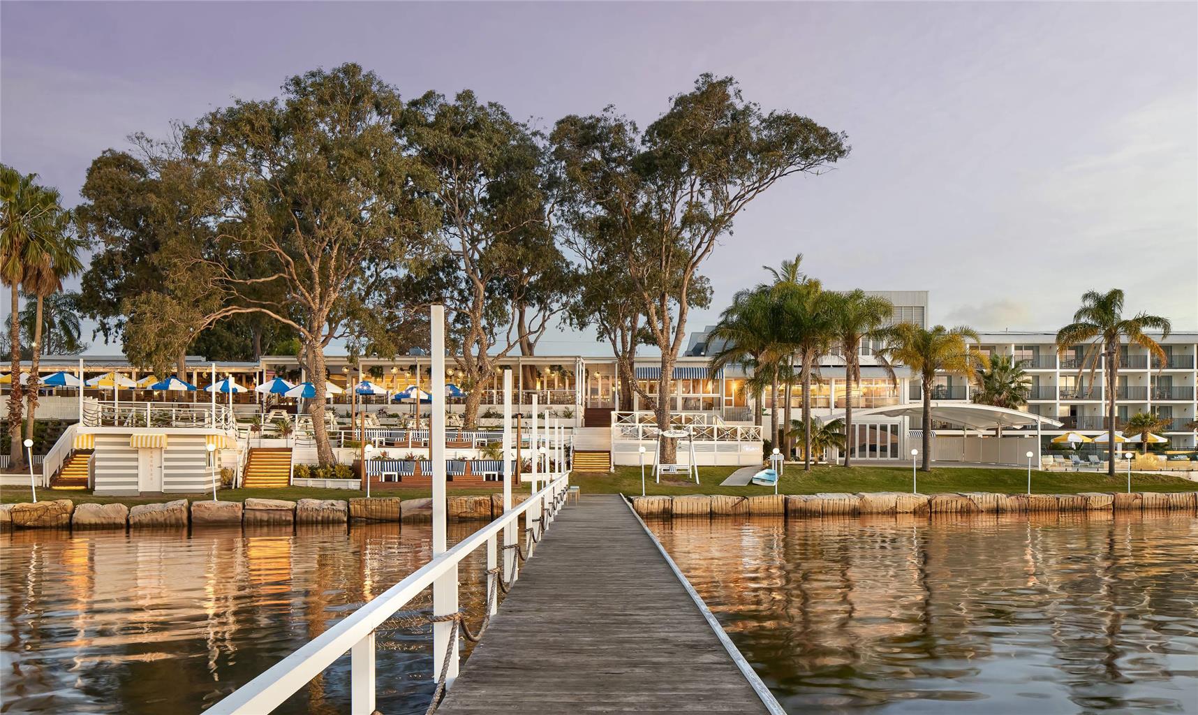The Beachcomber Hotel & Resort an Ascend Collection Resort — hotel in Toukley