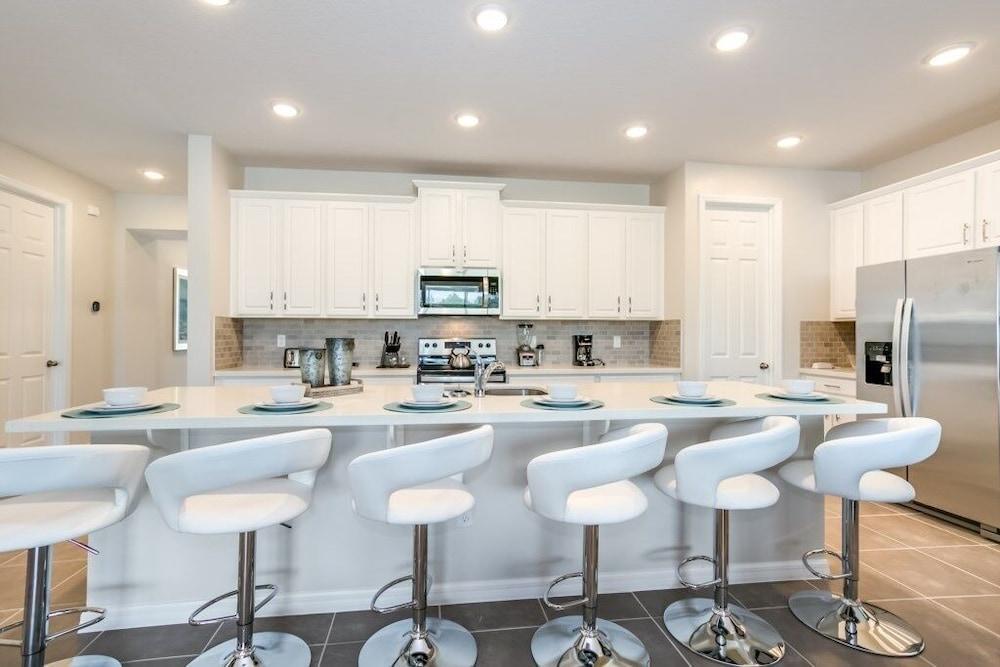 1810cvt Solara Resort 9 Bedroom Villa by Redawning Kissimmee - photo 23