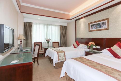 Vienna 3 Best Hotel — hotel in Zhaoping