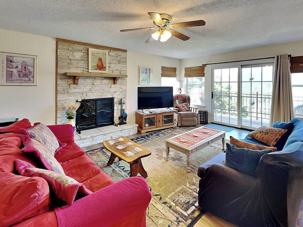 Tanglewood by Ruidoso Vacation Rentals — 4-Star Luxury Hotel in Ruidoso, United States