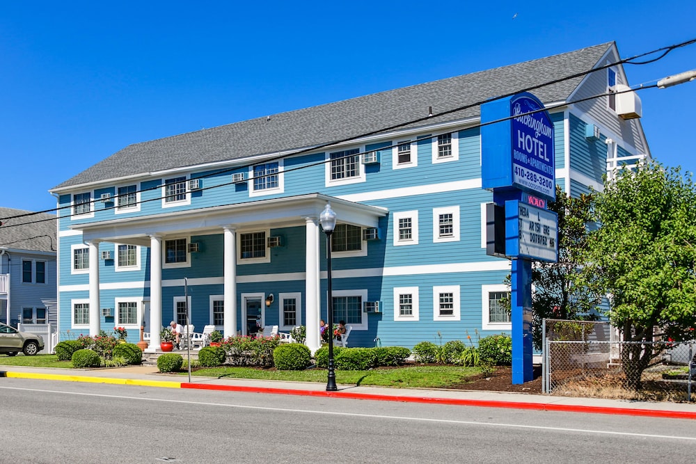Commander Beach House Hotel - photo 53