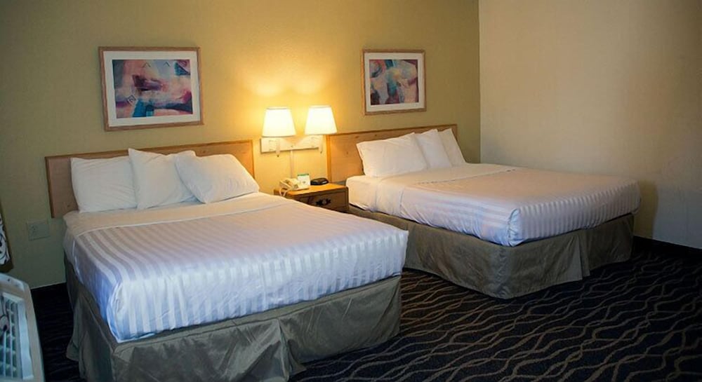 Boarders Inn & Suites by Cobblestone Hotels Wautoma - photo 11