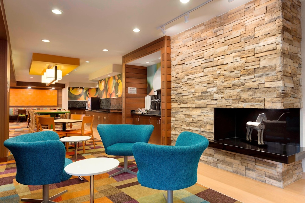 Fairfield Inn Suites Waco South — Waco