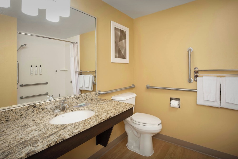 TownePlace Suites by Marriott Portland Hillsboro - photo 14