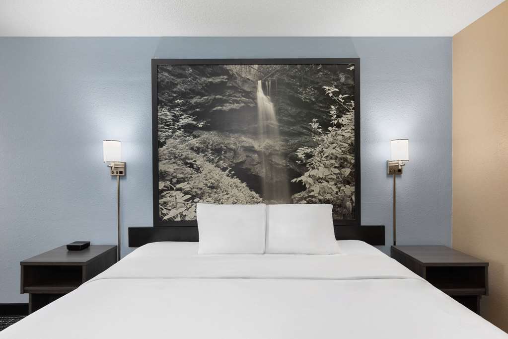 Super 8 by Wyndham Paducah I 24 Exit 4 - photo 15
