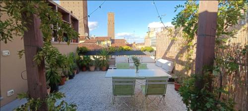 Rizzoli Panoramic Rooftop — 4-Star Luxury Hotel in Bologna, Italy