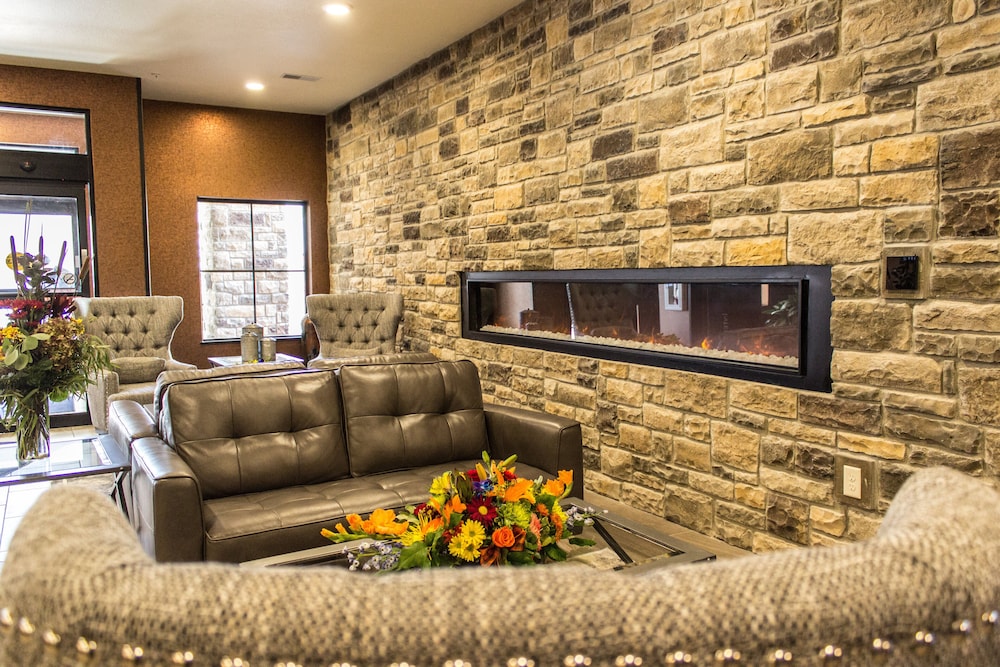 Cobblestone Hotel & Suites Chippewa Falls - photo 10