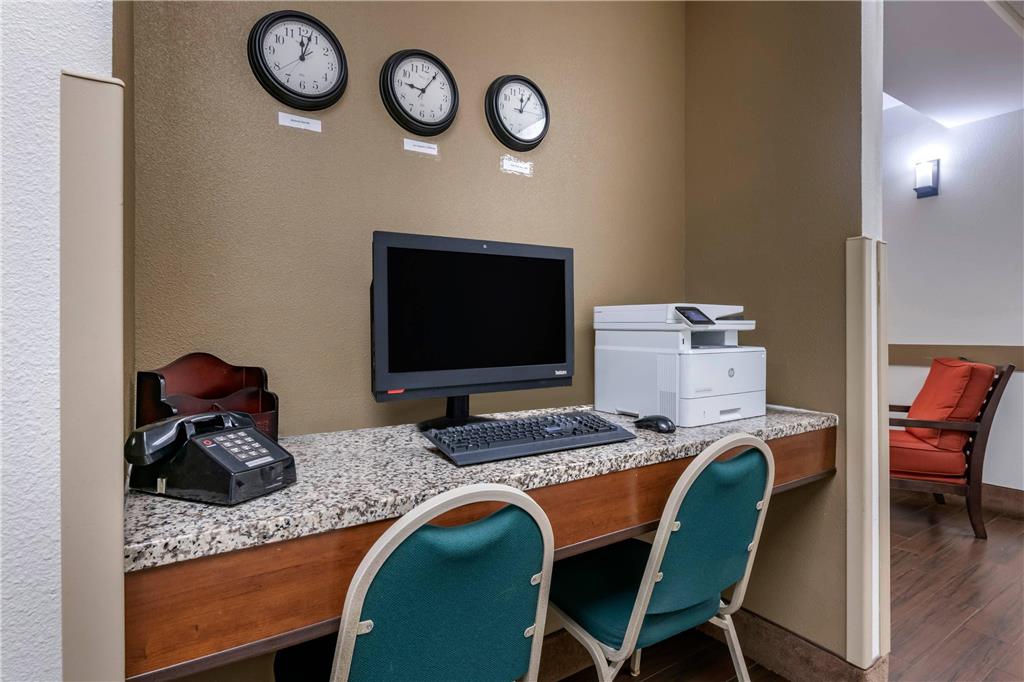 Comfort Inn & Suites DeLand near University - photo 28