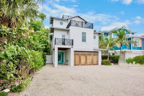 Beach Escape - photo 39