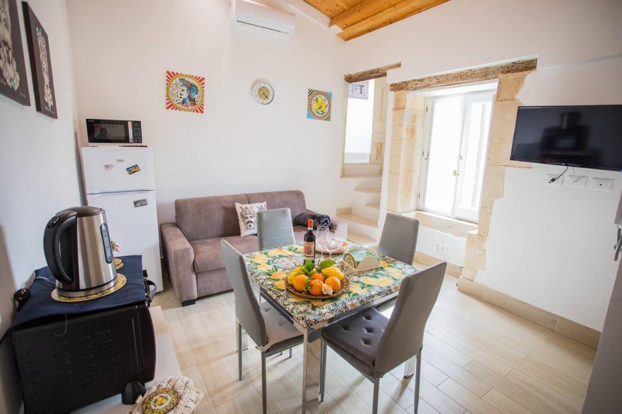 Attico Roma — 4-Star Luxury Hotel in Siracusa, Italy