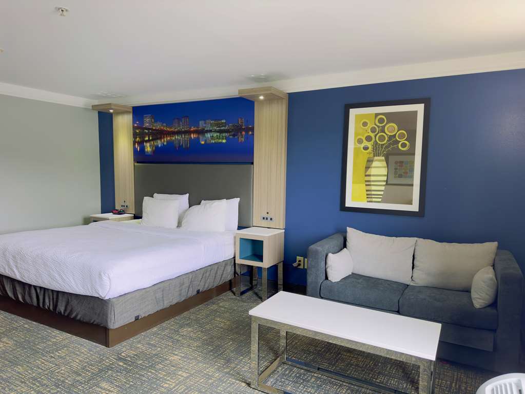 Best Western Plus Glen Allen Inn - photo 18
