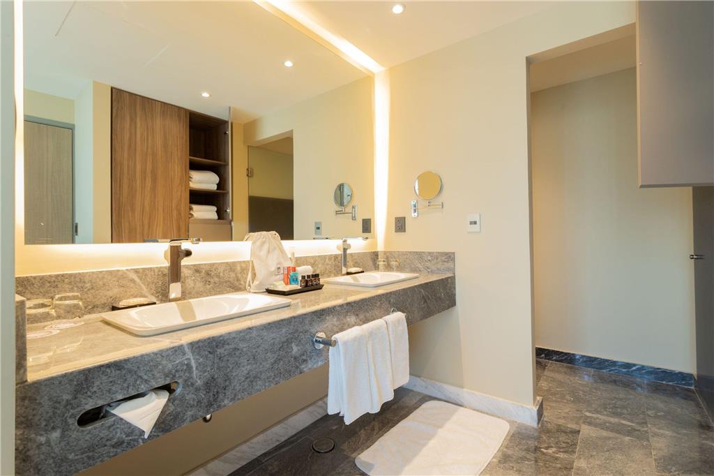 Master Suite bathroom
