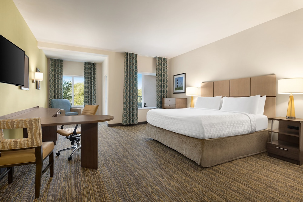 Candlewood Suites Safety Harbor Clearwater NE by IHG - photo 10